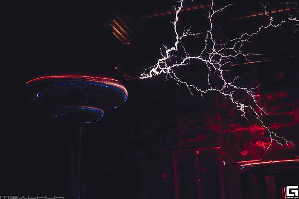 Tesla coil discharge