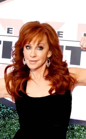 Reba MCENTIRE