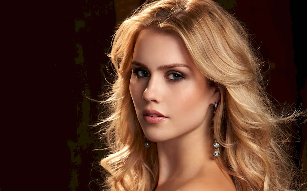 Claire Holt