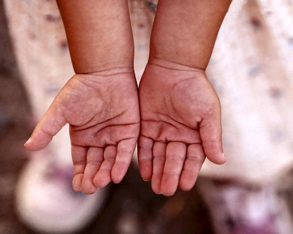 Child hands