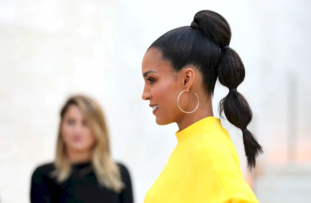 Reynara ponytail