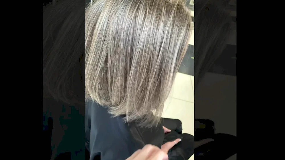 Brunette mocha hair colouring