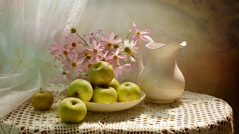 Revyakin Dmitry still life pitcher apples