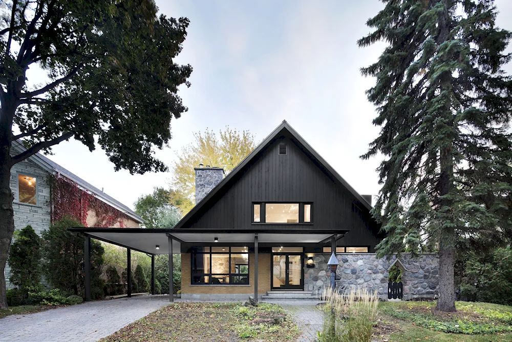 Fraser residence Canada