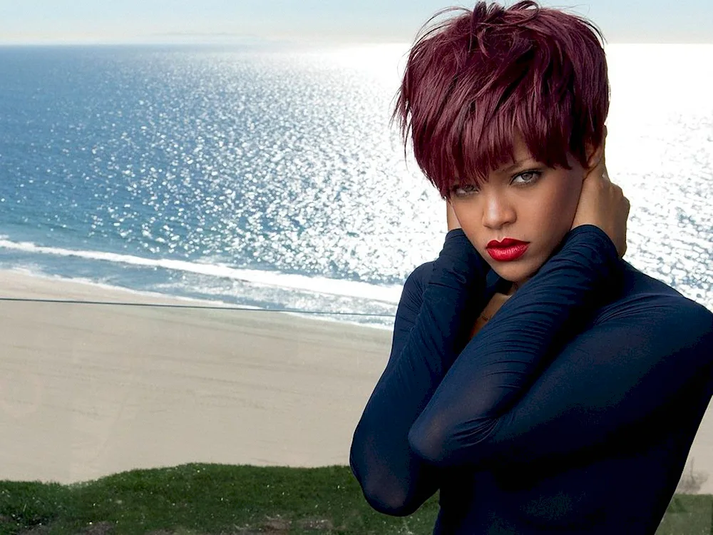 Rihaena with red hair