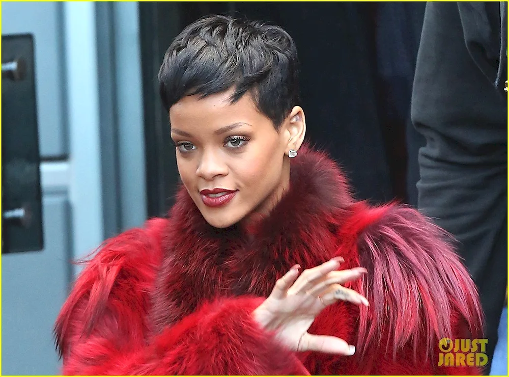 Rihanna short haircut with long bangs