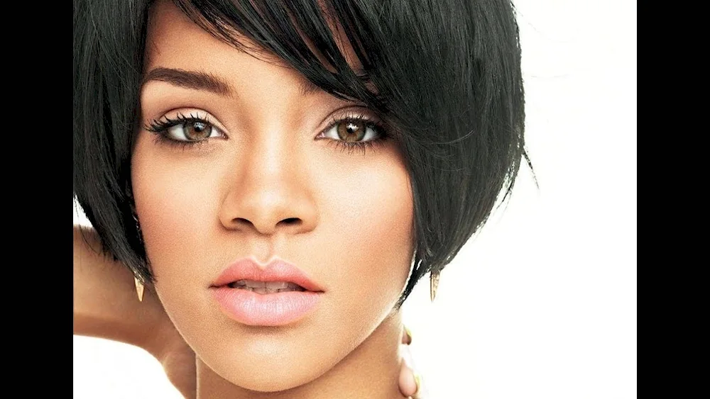 Rihanna haircut asymmetry