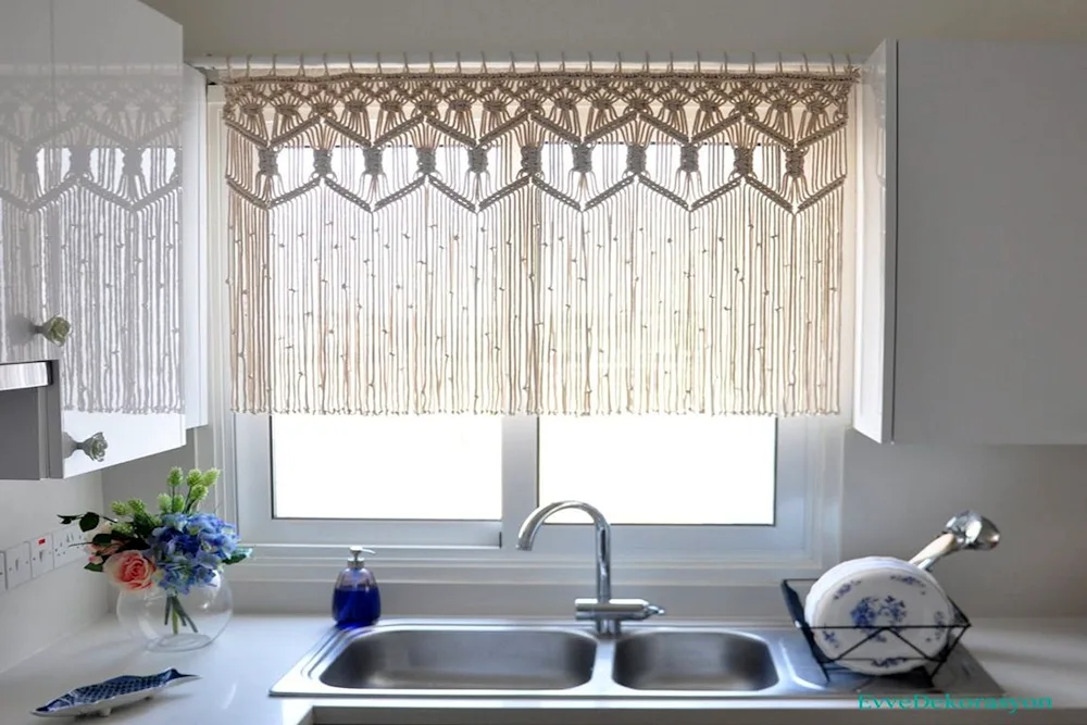 Roman curtains for kitchen Scandi