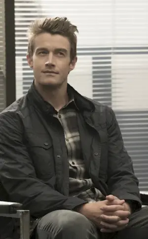 Robert Buckley I'm a zombie