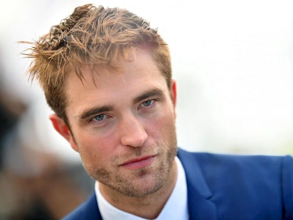 Robert Pattinson