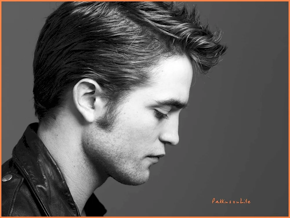 Robert Pattinson