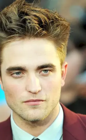 Robert Pattinson