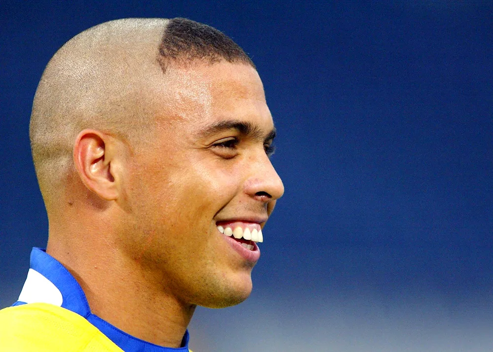 Shaver to shave his head bald