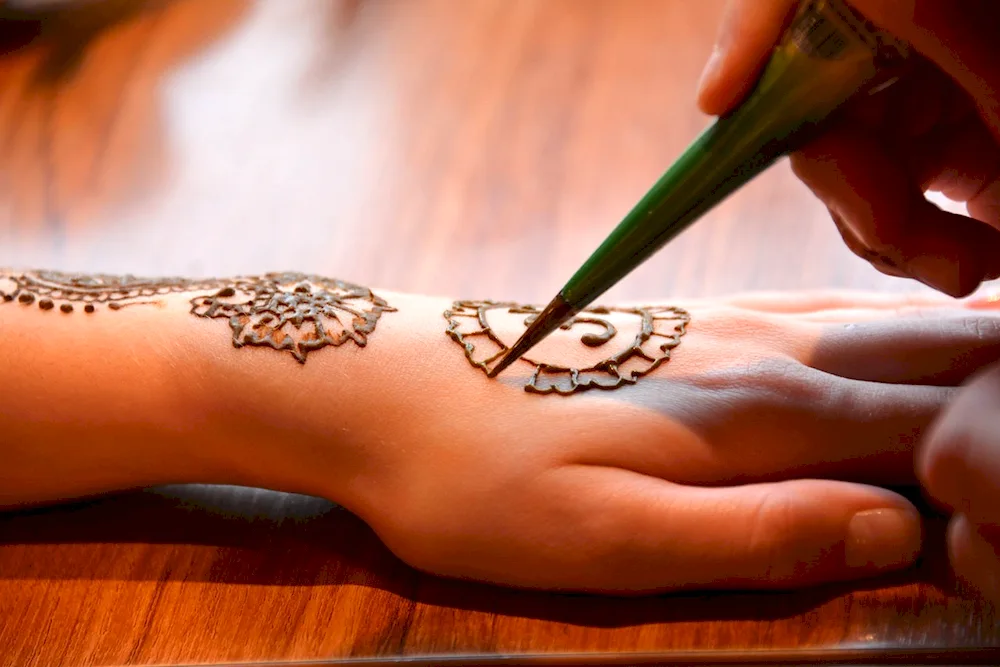 Mehendi henna designs