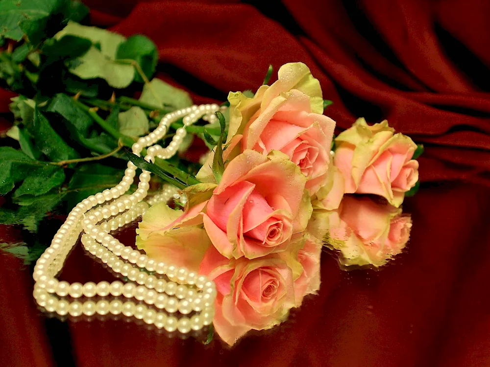 Roses and pearls