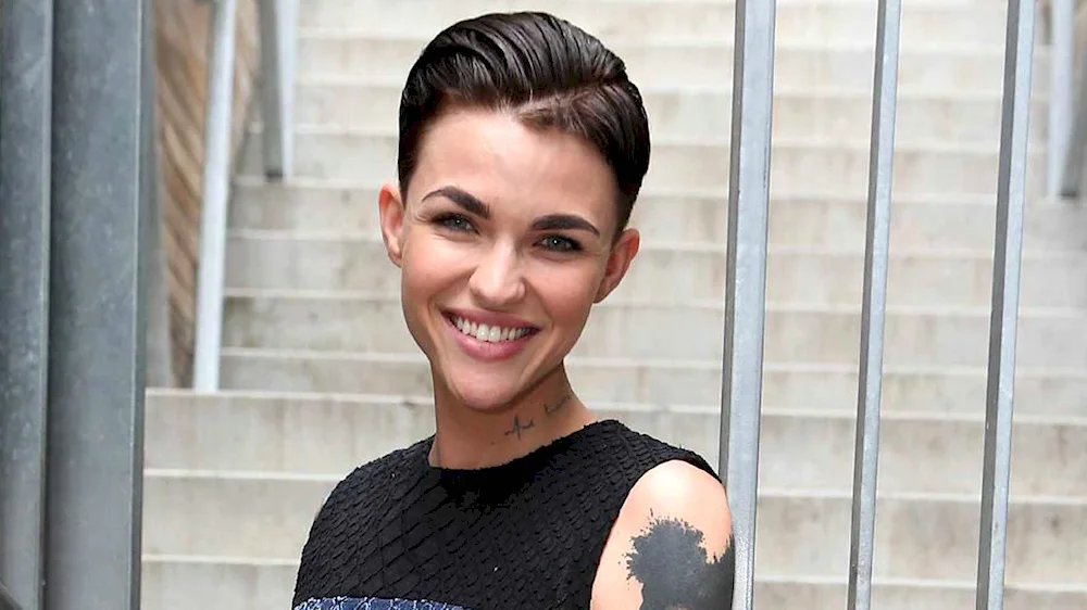 Ruby Rose undercut