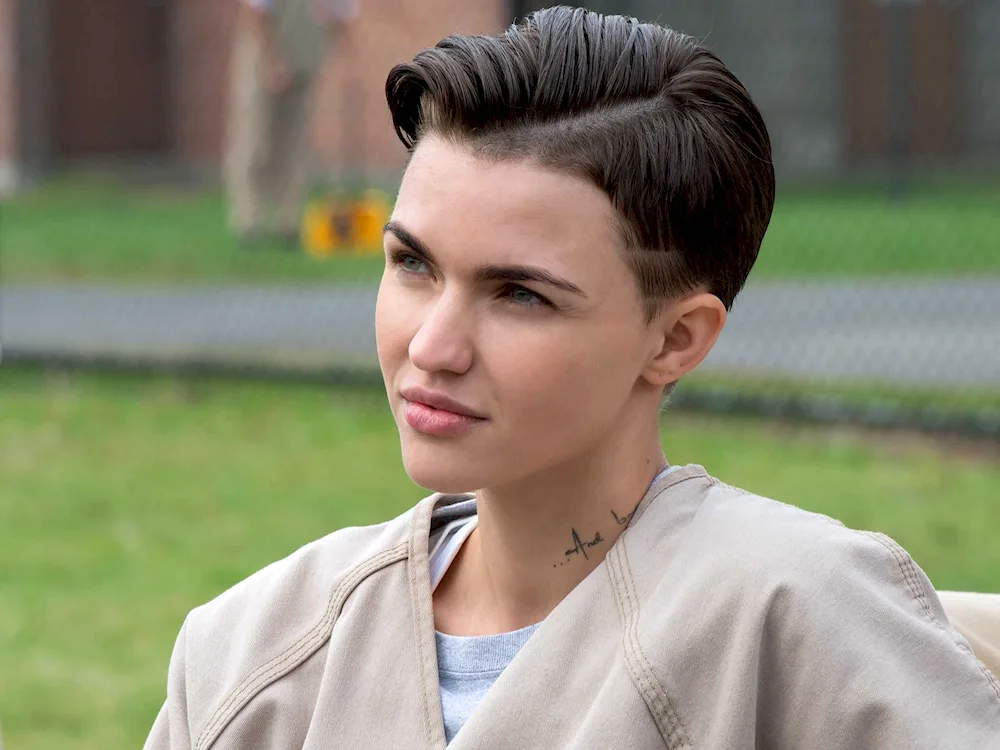 Ruby Rose undercut