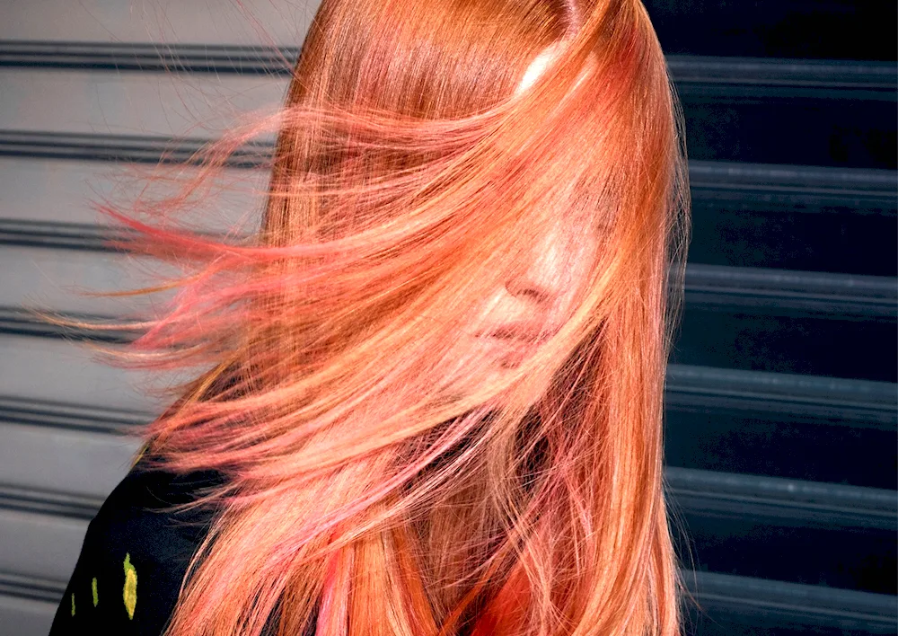 Pink hair blonde