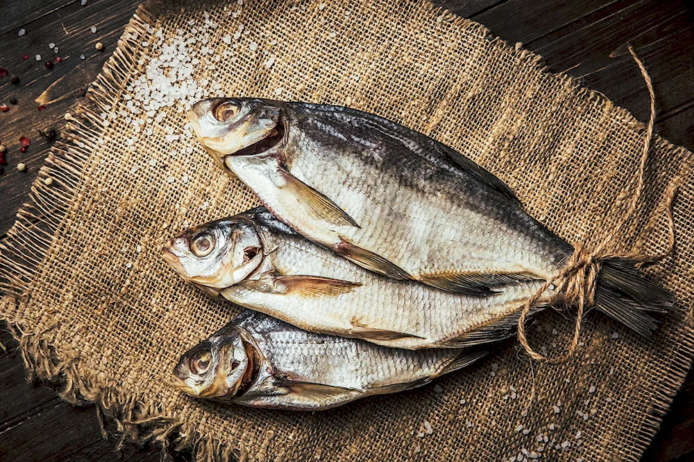 Dried fish for beer