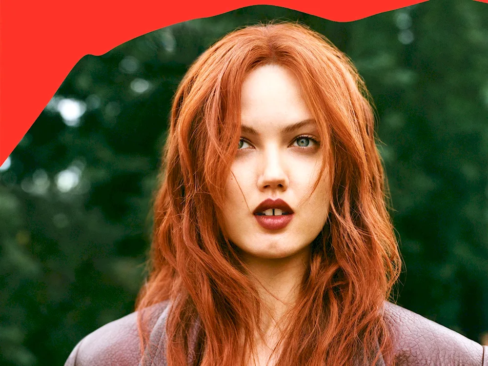 Collar red hair