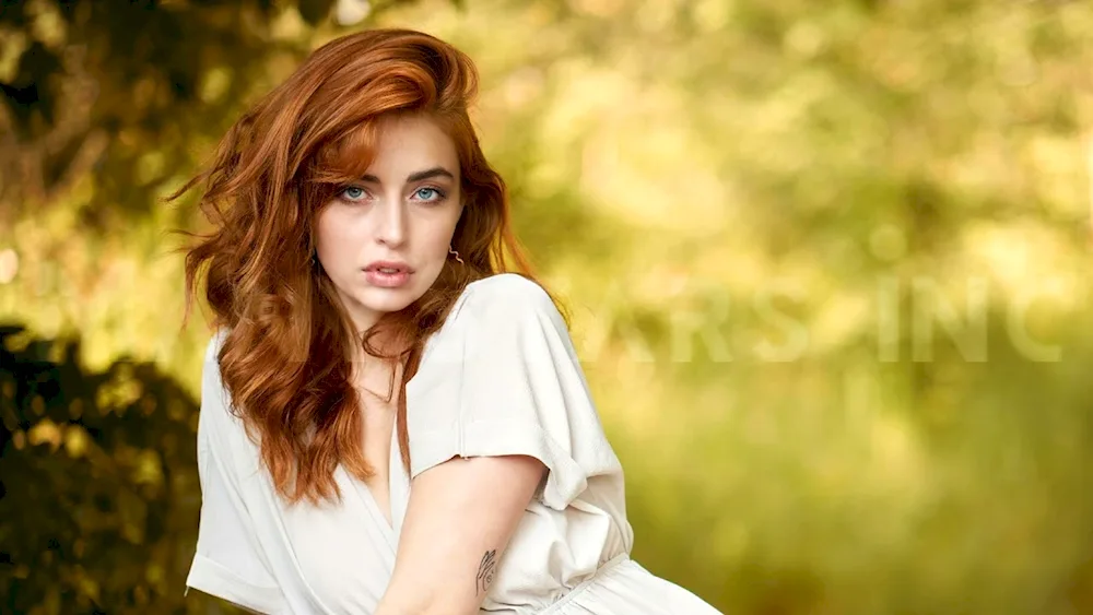 Green-haired green-eyed girl