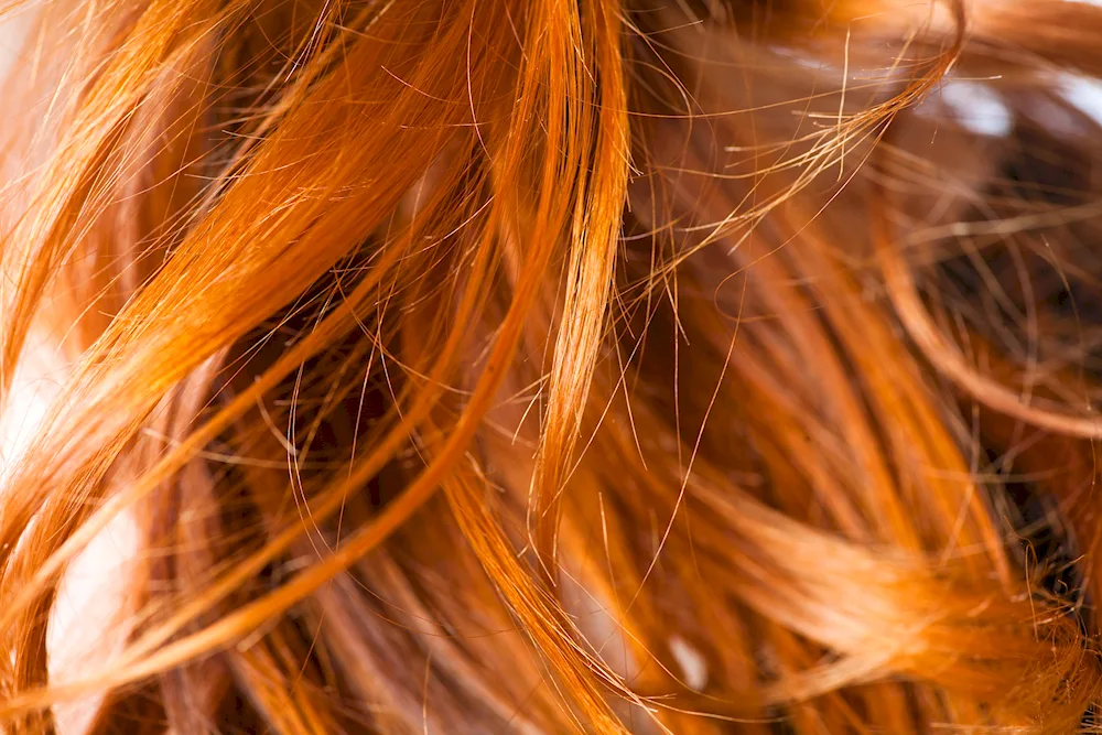 Red hair colouring