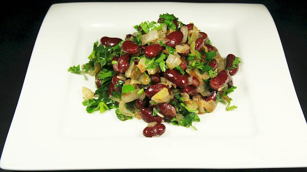 Salad with beans
