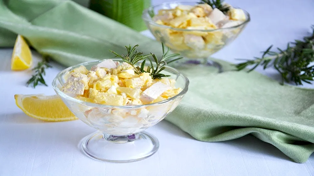 Salad Hawaiian chicken with pineapple