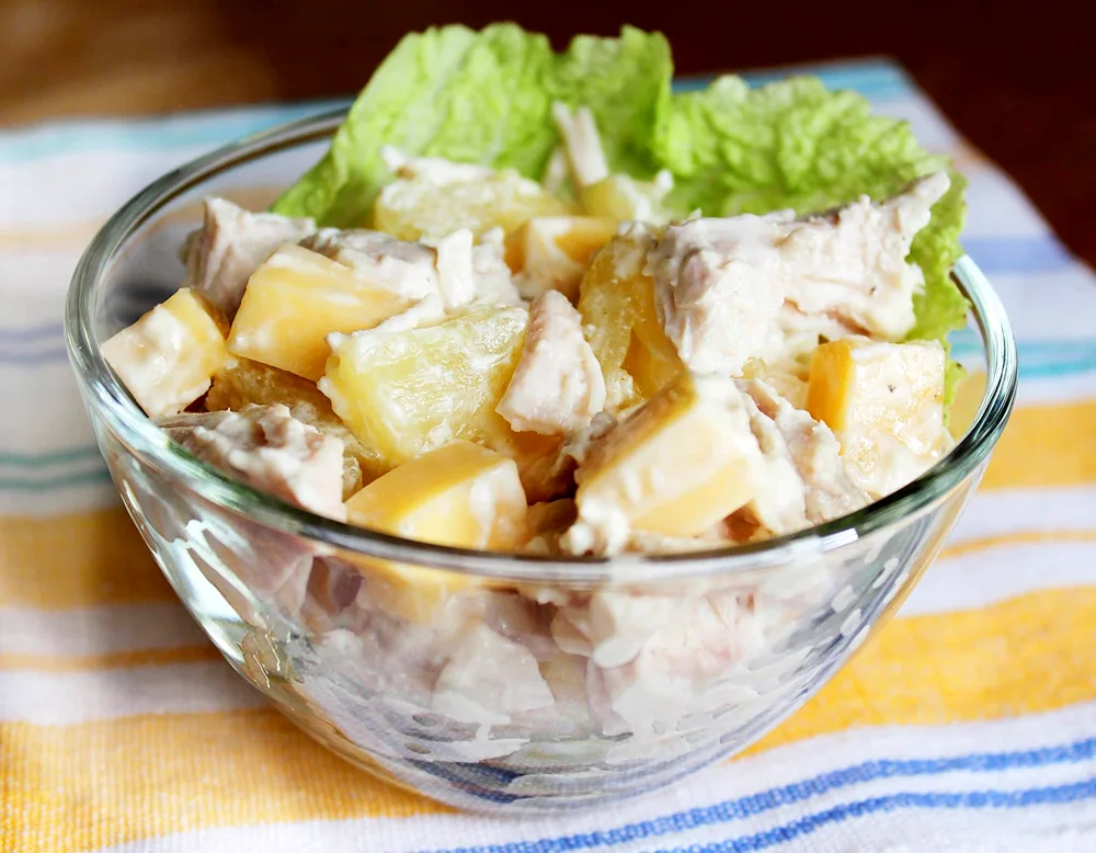 Salad with pineapple and chicken