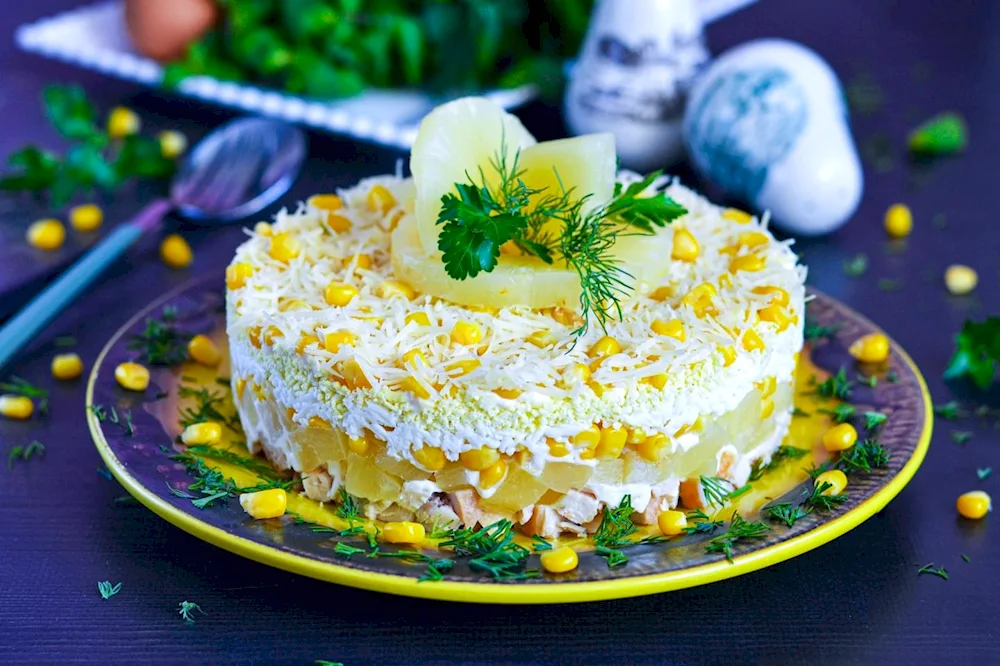 Salad with pineapple and chicken