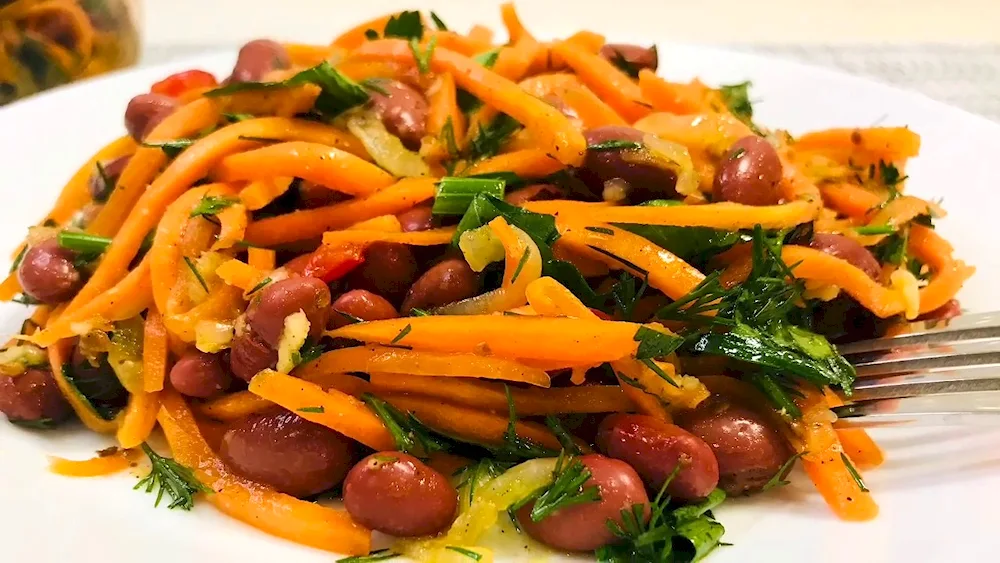 Salad with beans