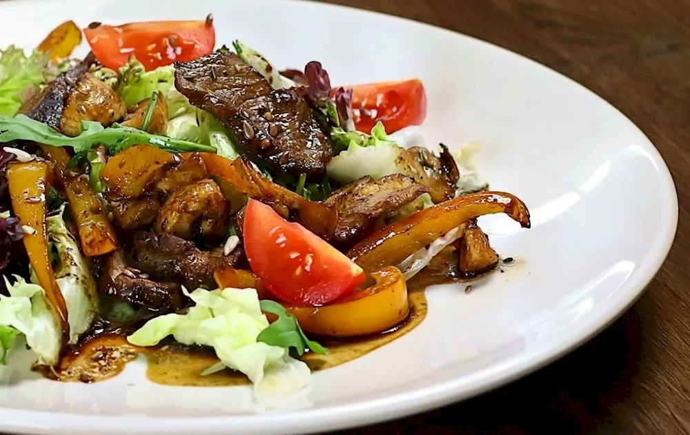 Salad Tai Beef