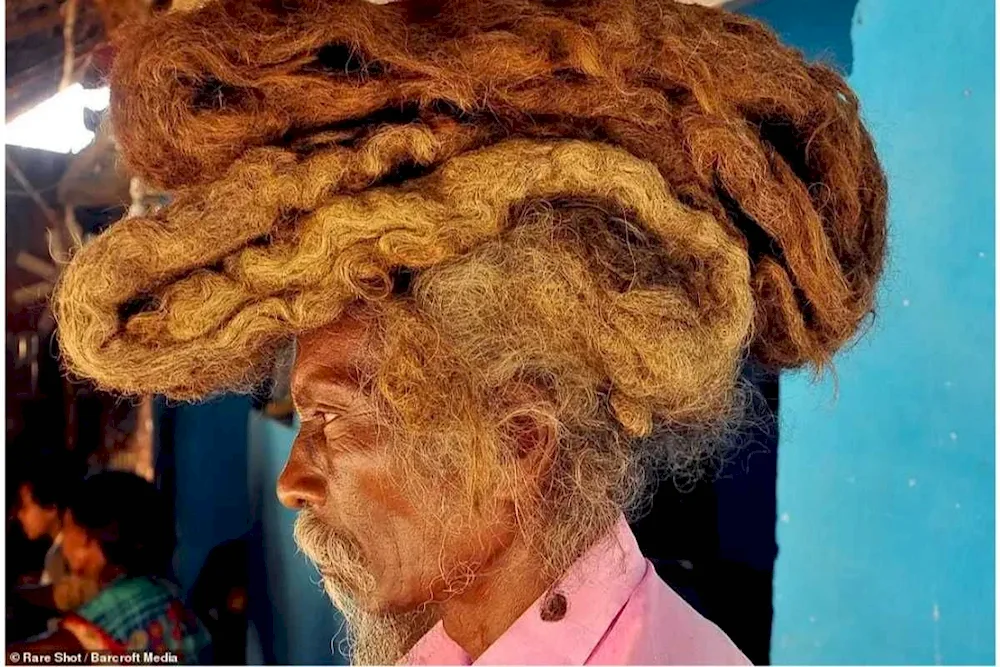 Light bulb hairstyle