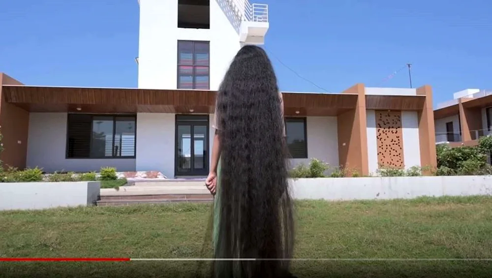 Longest hair in the world se Tsyupin