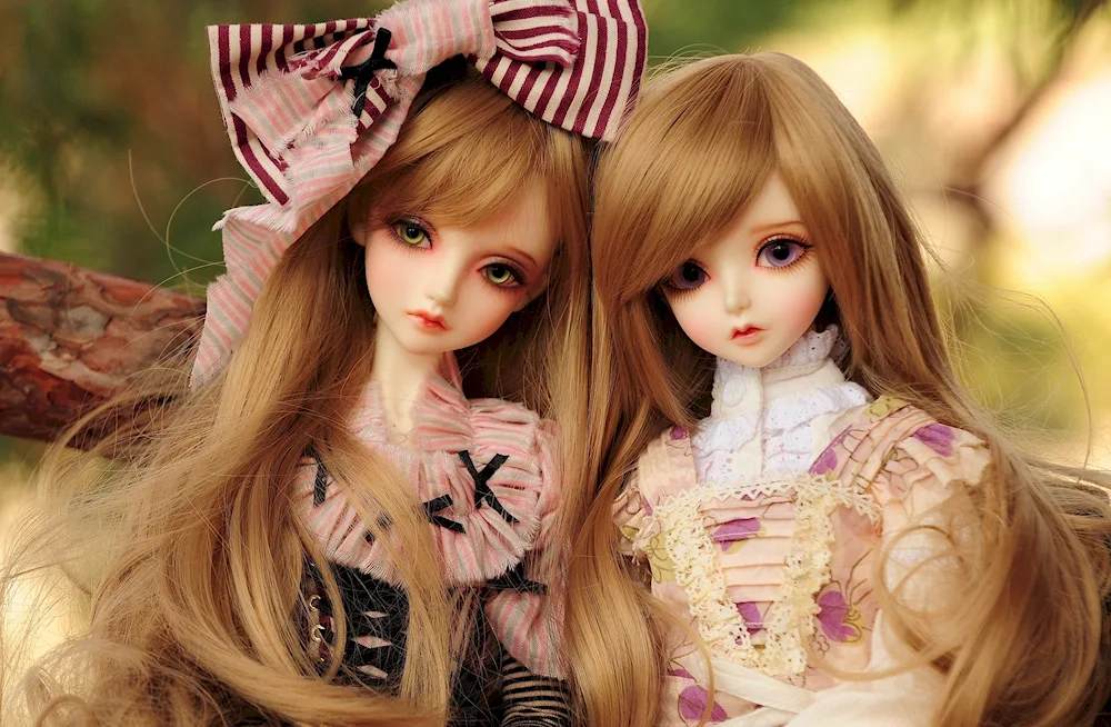 Cool dolls