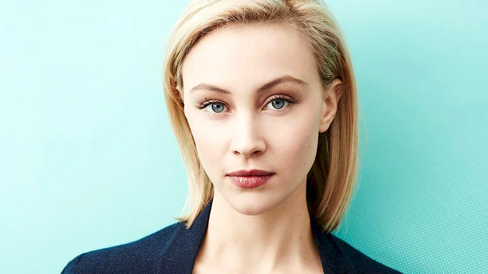 Sarah Gadon