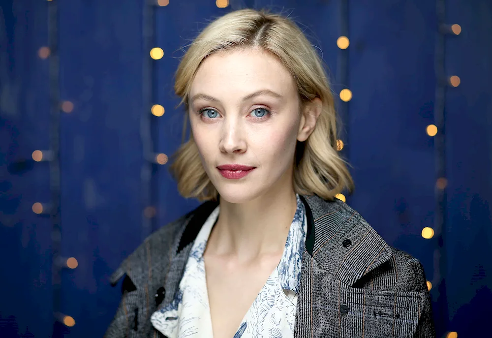 Sarah Gadon