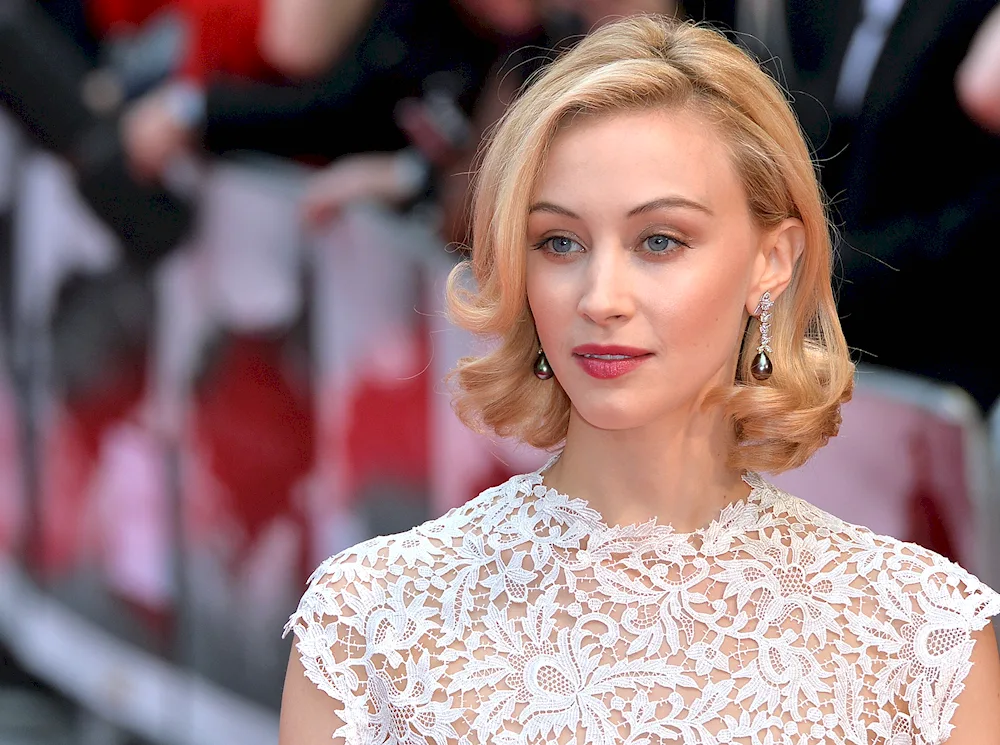 Sarah Gadon