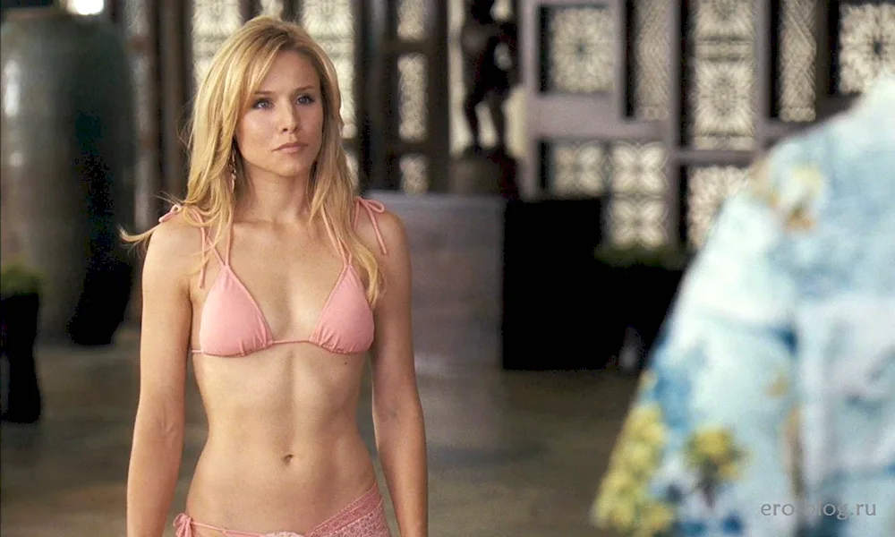 Leslie Bibb is hot