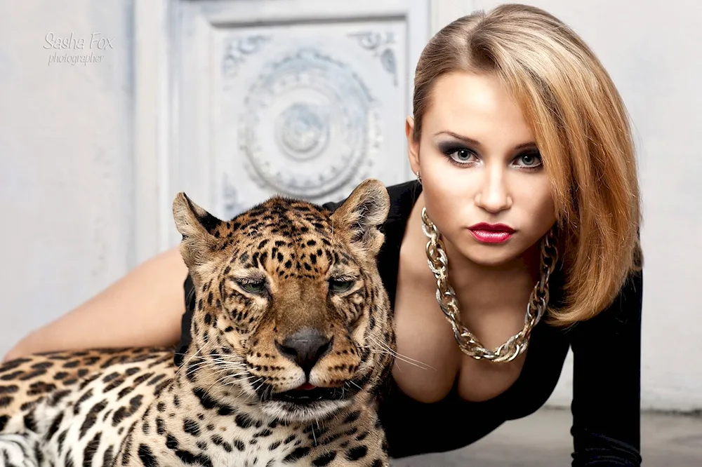 Sasha Fortova leopard