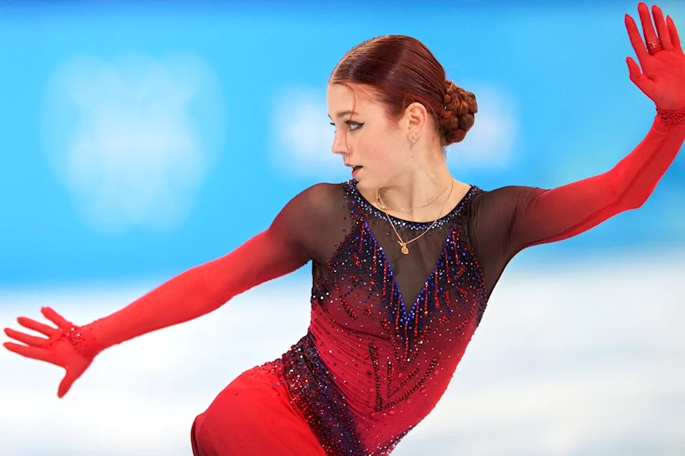 Kamila Valieva figure skating