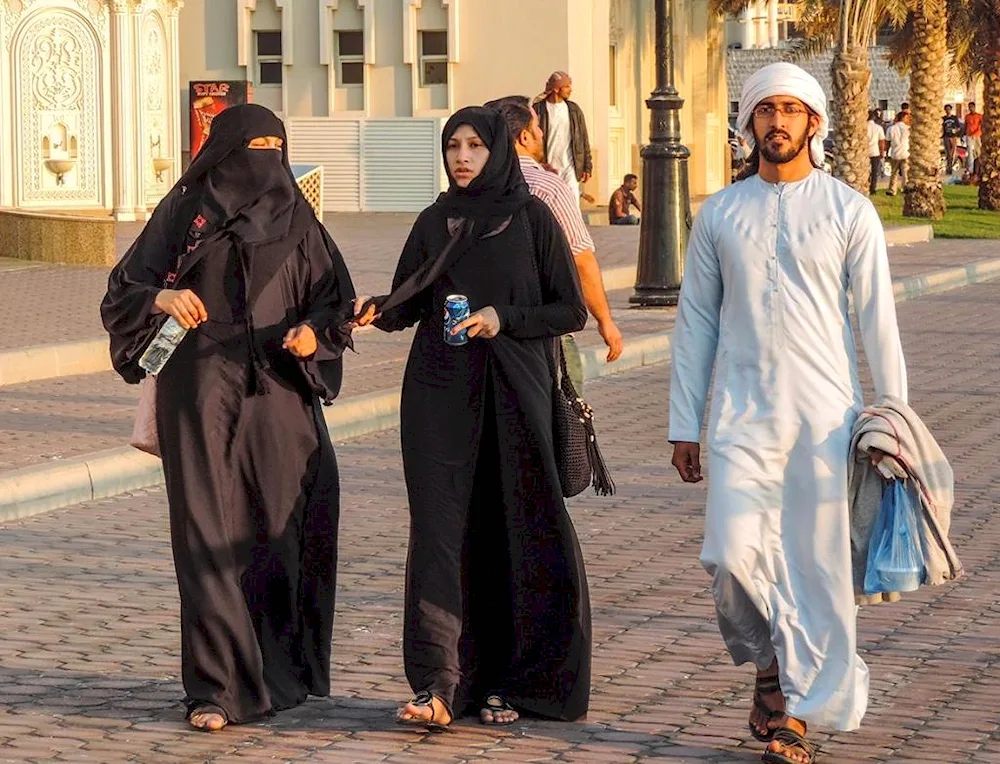 Saudi Arabia abaya