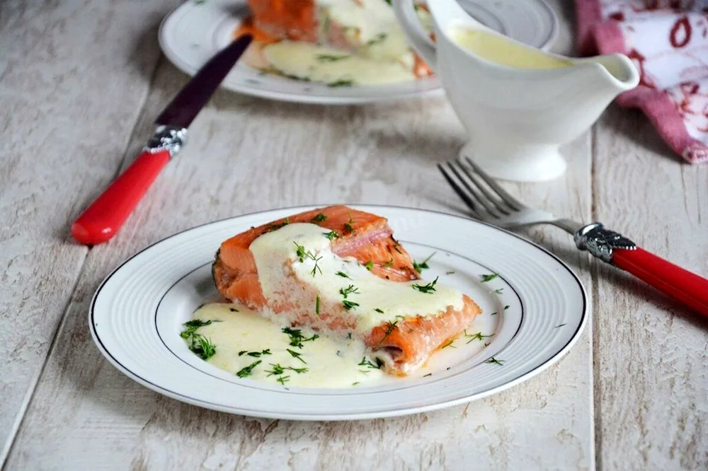 Forel in cream sauce