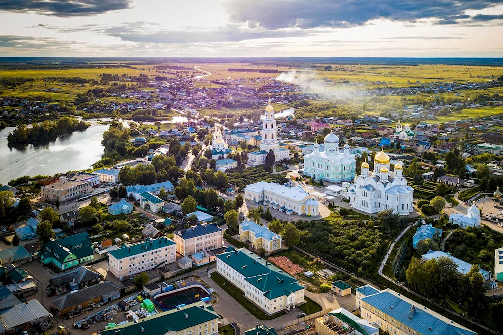 Svyato-Trinity Seraphim-Diveyevsky Monastery