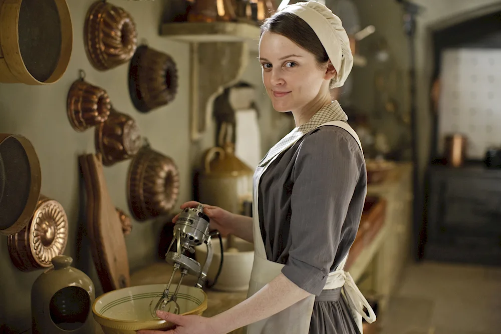 Serial Downton Abbey maid