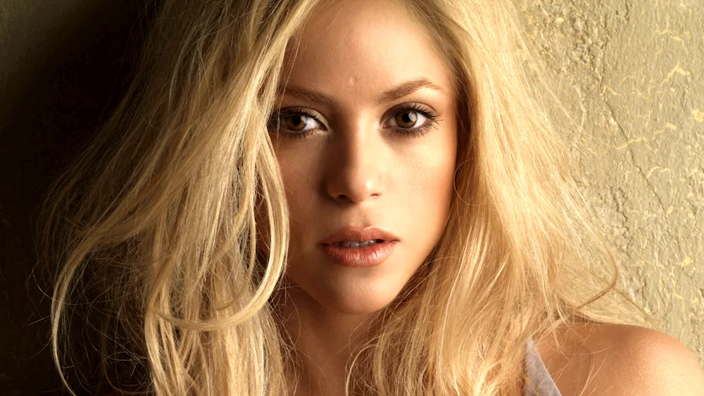 Shakira.