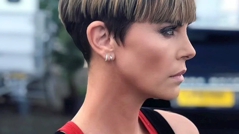 Women's haircuts