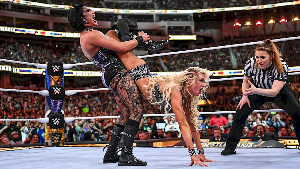 Charlotte Flair 2021