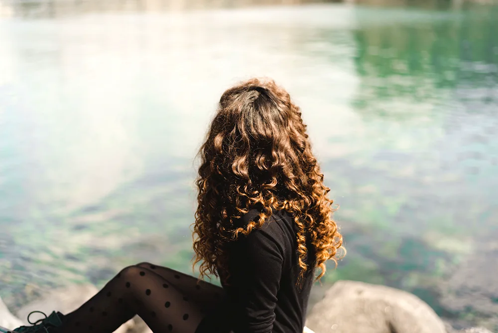 Curly girl's hair