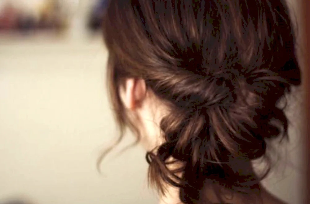 Girl with long brown hair from the back